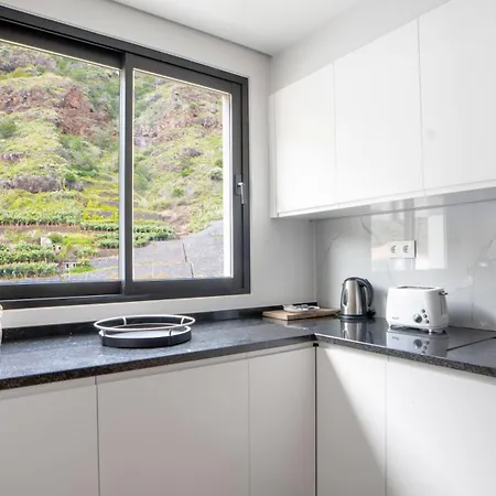 Brava By Lovelystay Apartment *